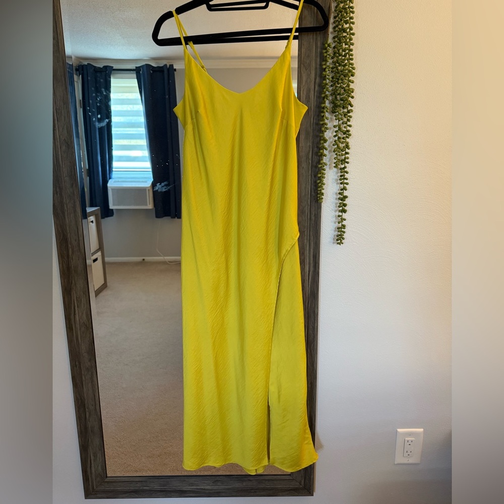 yellow satin dress - size medium
